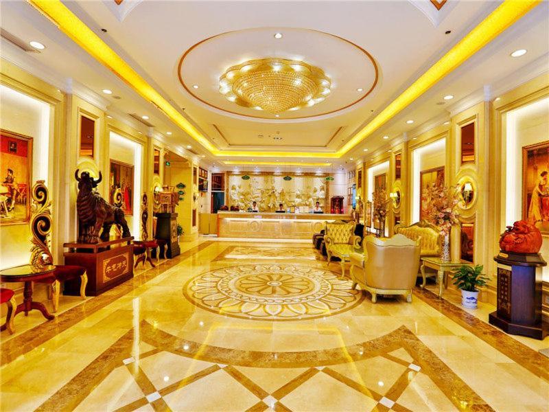 Vienna Hotel Wuhan International Convention And Exhibition Centre מראה חיצוני תמונה