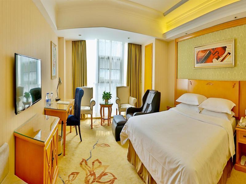 Vienna Hotel Wuhan International Convention And Exhibition Centre מראה חיצוני תמונה